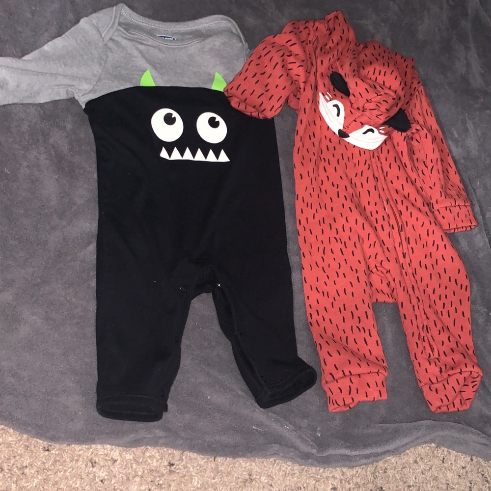 Baby jumpsuits